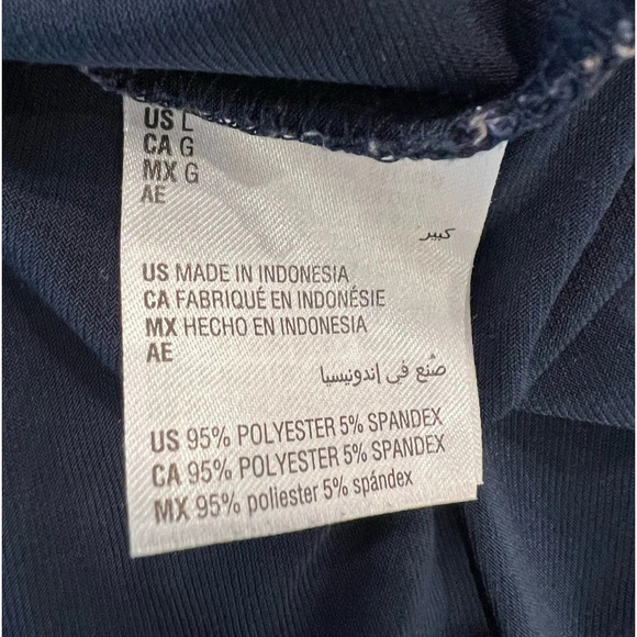 Charter Club Navy Sleeveless Top Like New - Picture 9 of 10